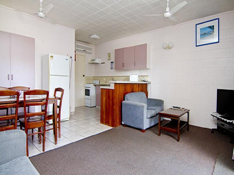 Sky View Units Bowen Exterior foto