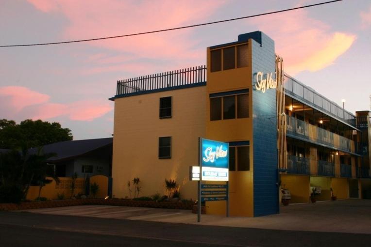 Sky View Units Bowen Exterior foto