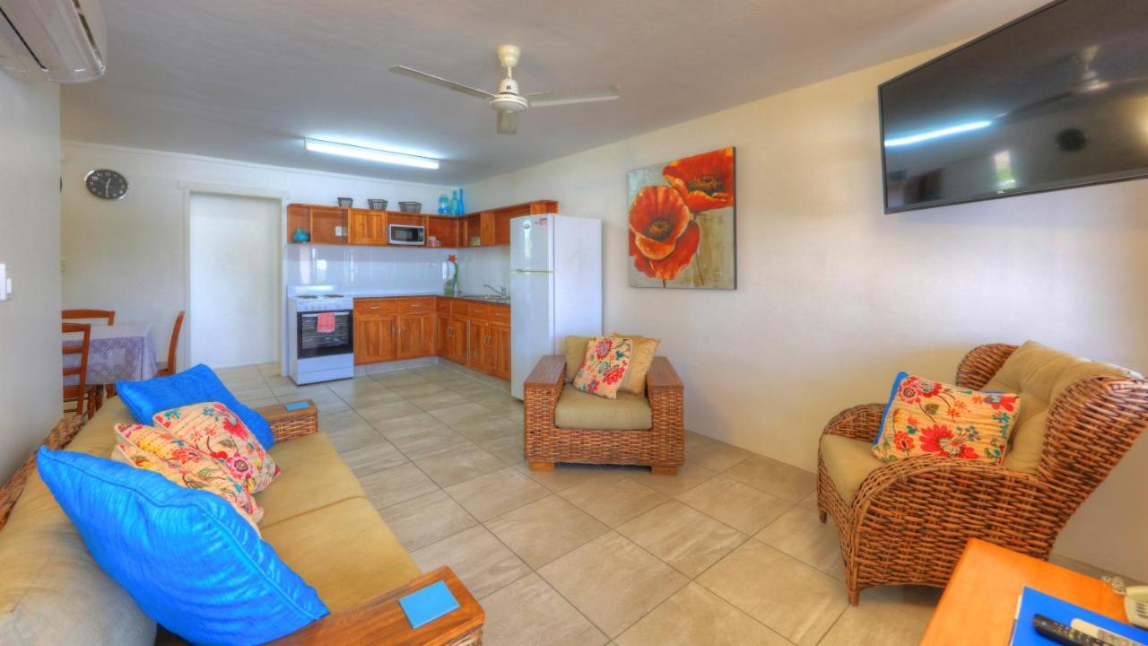Sky View Units Bowen Exterior foto