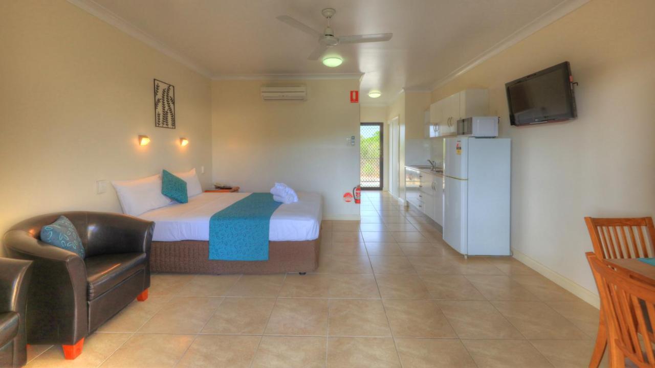 Sky View Units Bowen Exterior foto